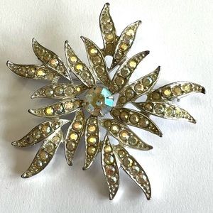Sarah Coventry Vintage Starburst Rhinestone Pin Silver Tone